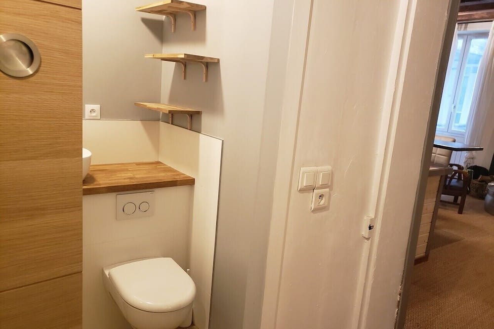 Photo of Bathroom in Richebourg - Saint-Clement