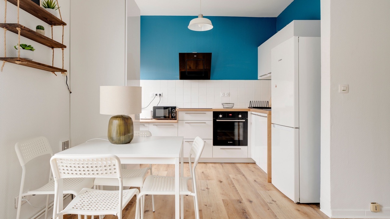 Photo of Kitchen in Poincare - Foch - Anatole France - Croix de Bourgogne