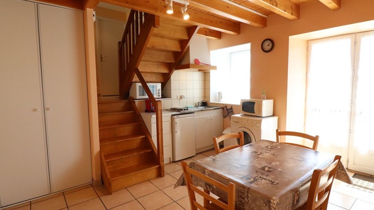 Photo of Others in Cezens