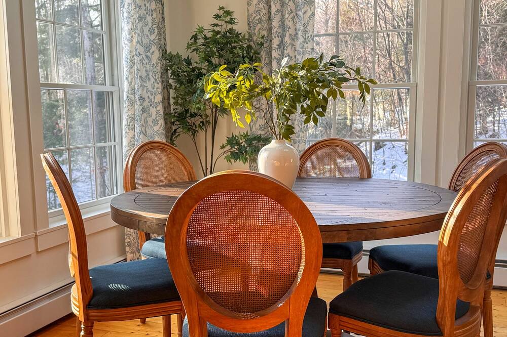 Photo of Others in Londonderry