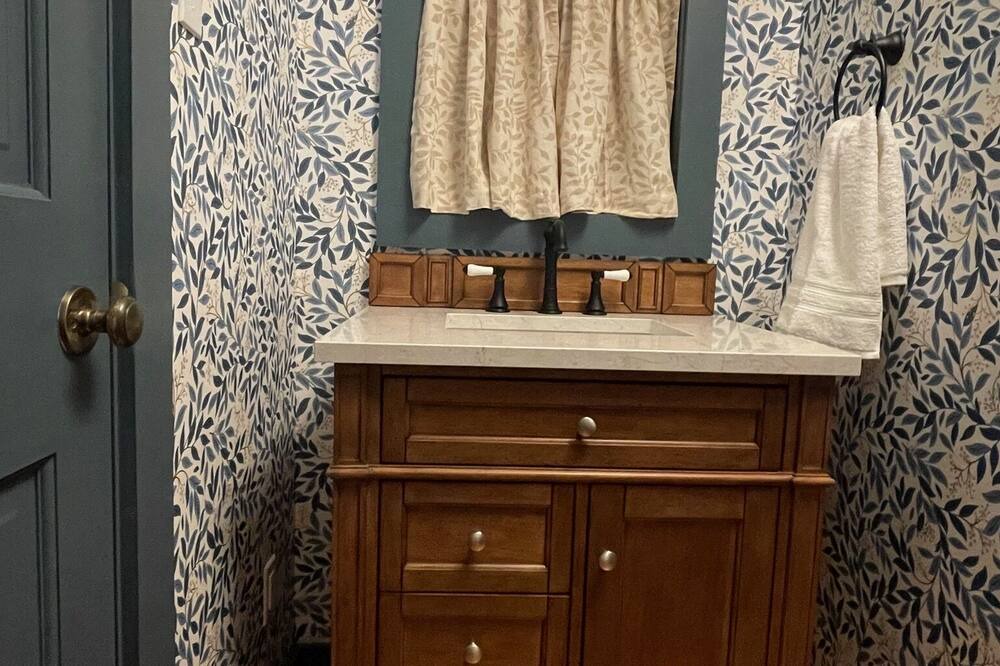 Photo of Bathroom in Londonderry