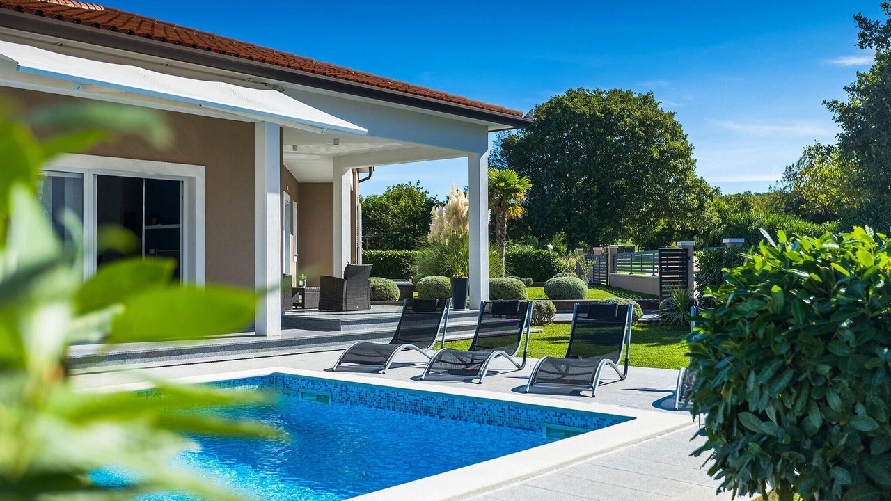 Photo of Outdoor in Rogocana