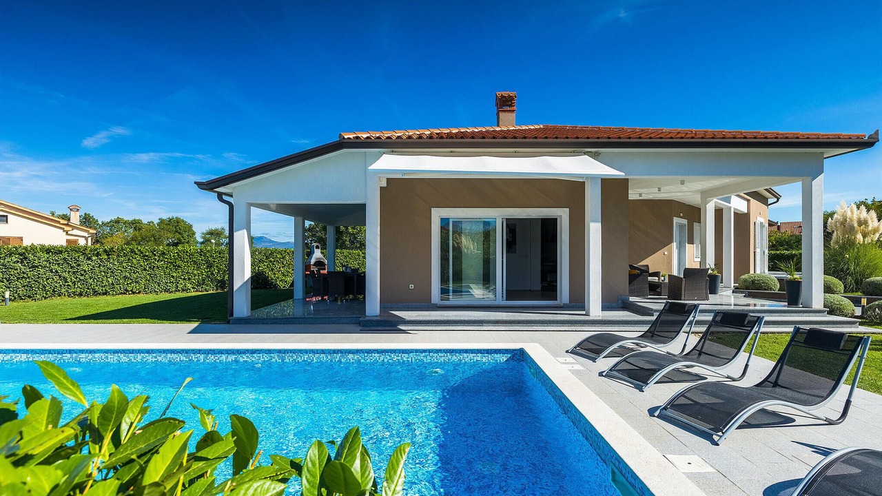 Photo of Outdoor in Rogocana