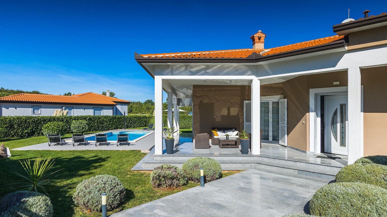 Photo of Outdoor in Rogocana