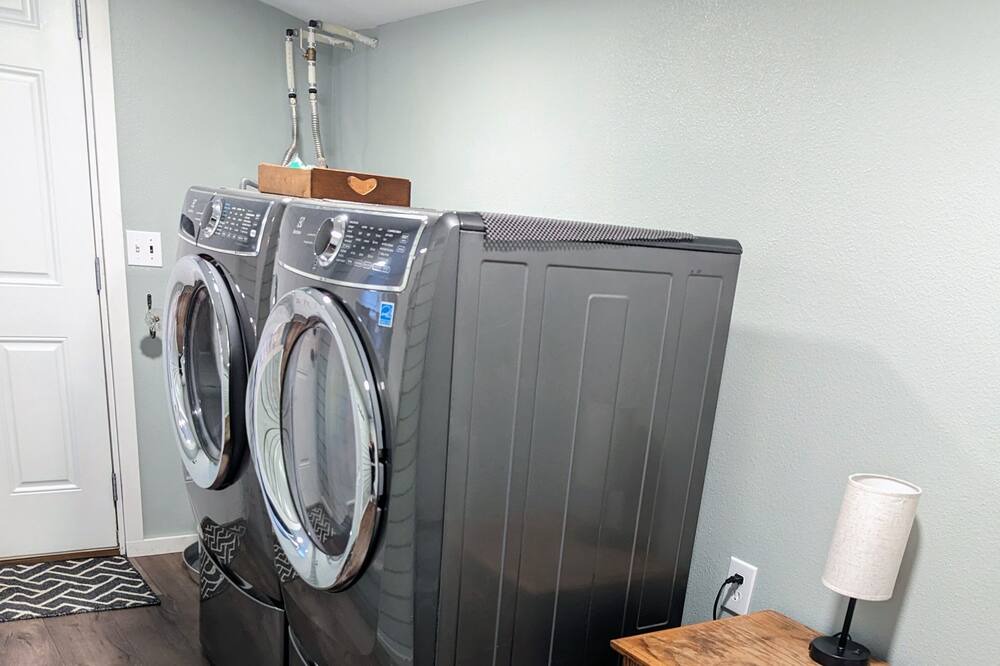 Photo of Others in Silverton