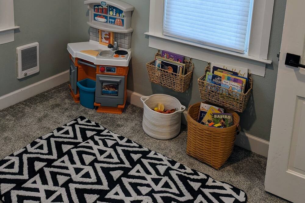 Photo of Others in Silverton