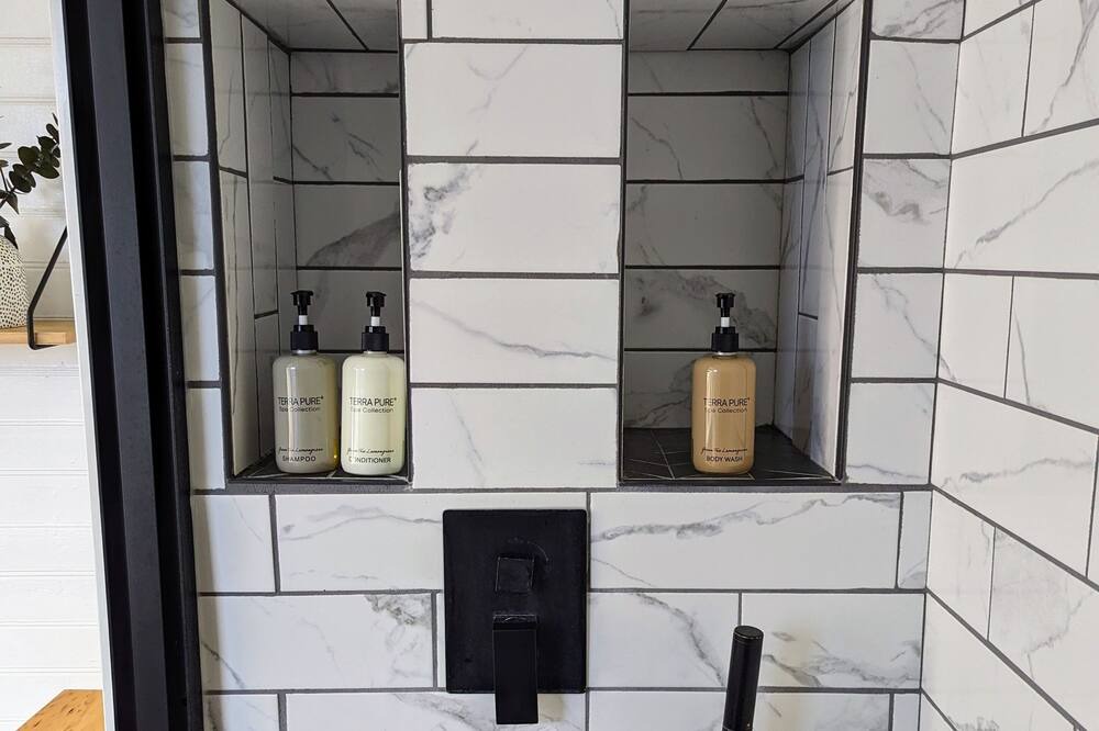 Photo of Others in Silverton