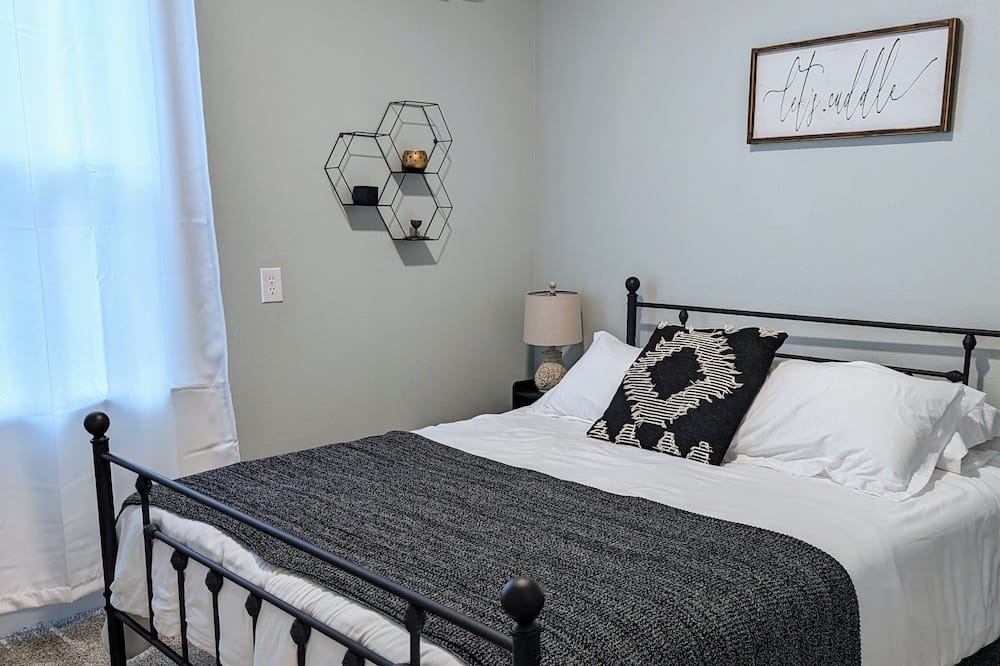 Photo of Bedroom in Silverton