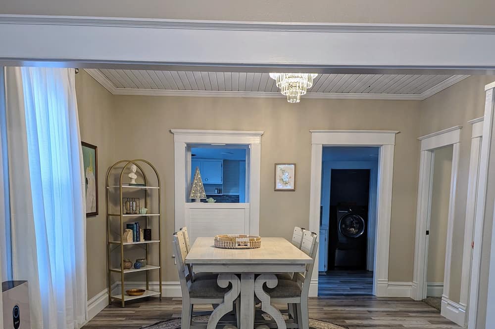 Photo of Others in Silverton