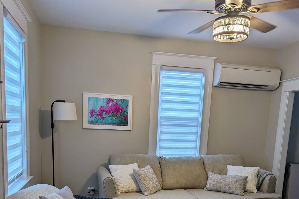 Photo of Livingroom in Silverton