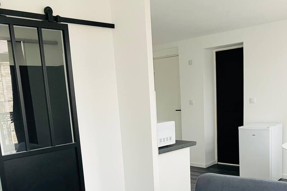 Photo of Bedroom in Maubeuge