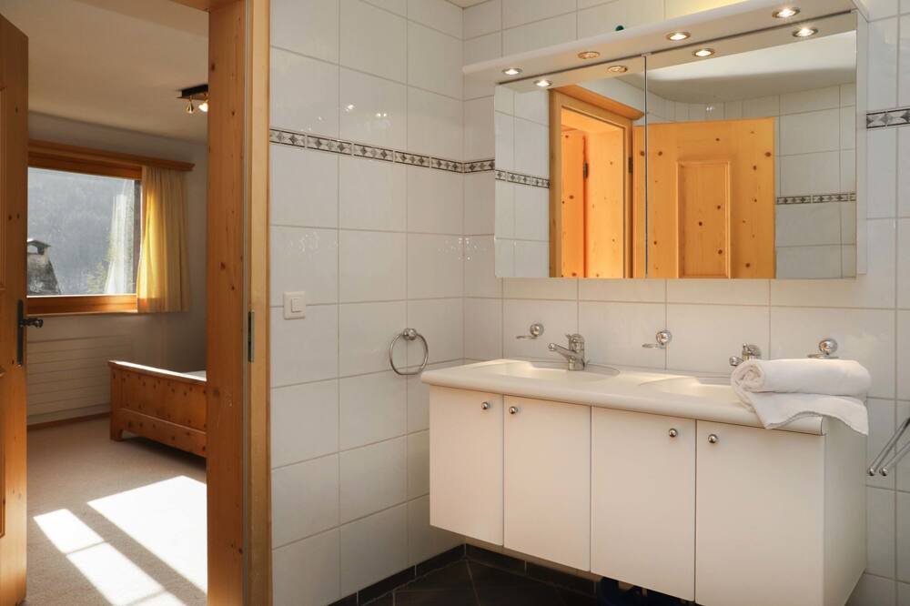 Photo of Bathroom in Klosters Platz