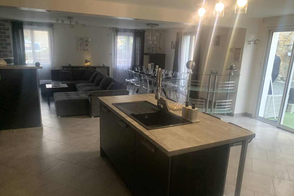 Photo of Kitchen in Lezigne