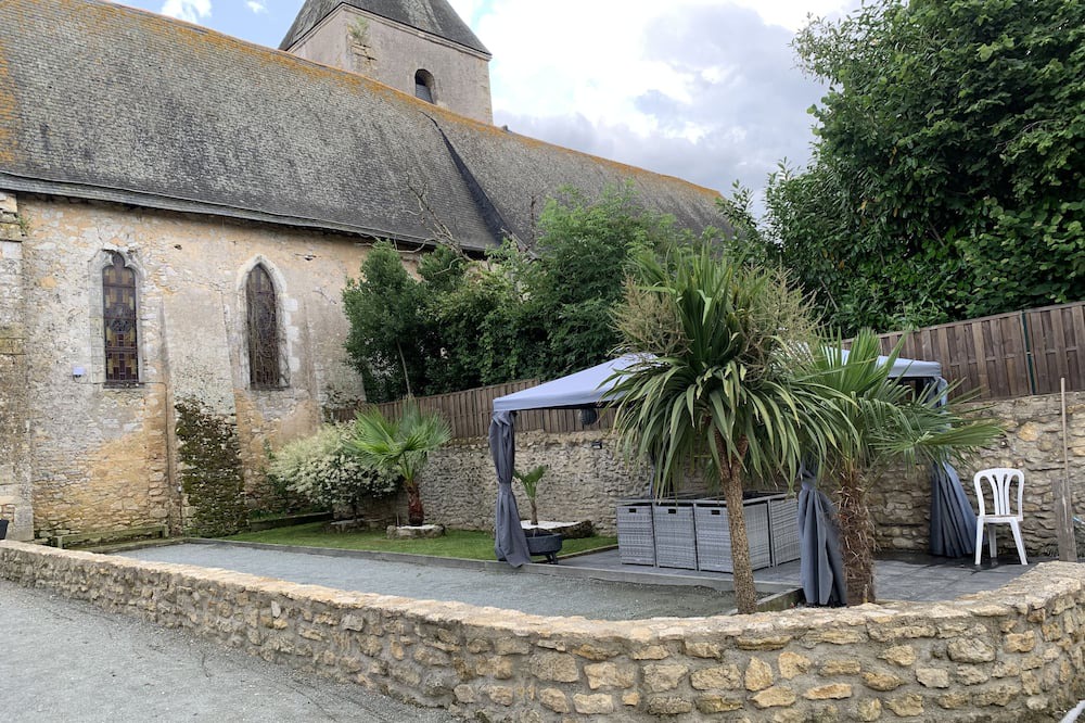 Photo of Outdoor in Lezigne