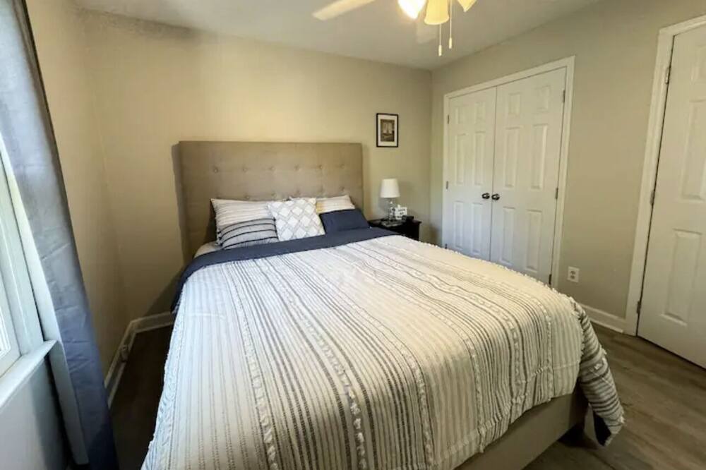 Photo of Bedroom in Knightdale