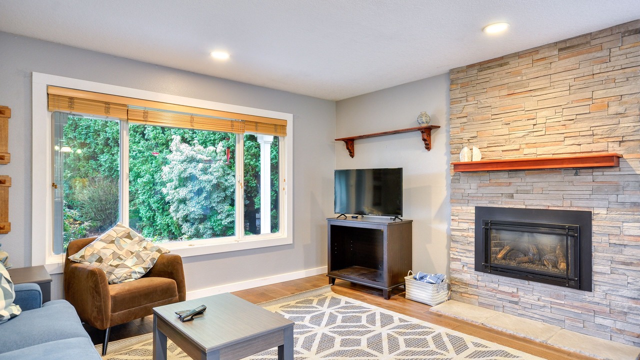 Photo of Livingroom in Cedar Hills