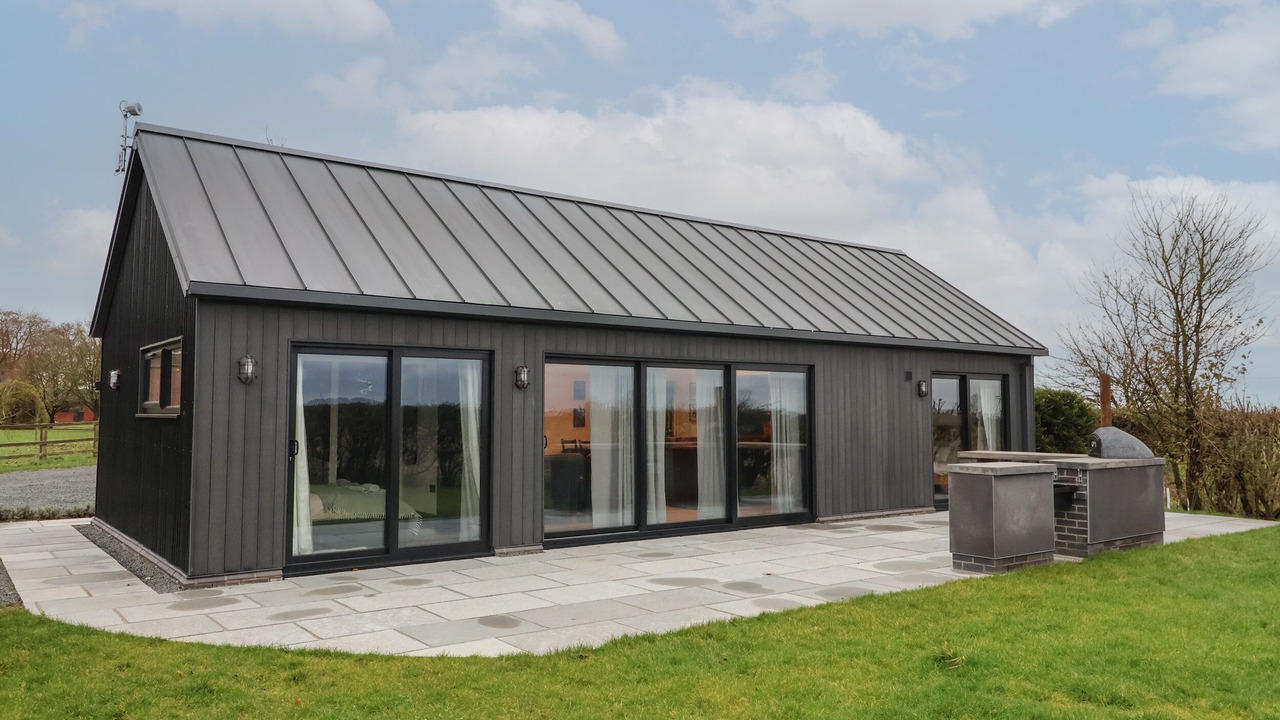 Photo of Outdoor in Low Catton