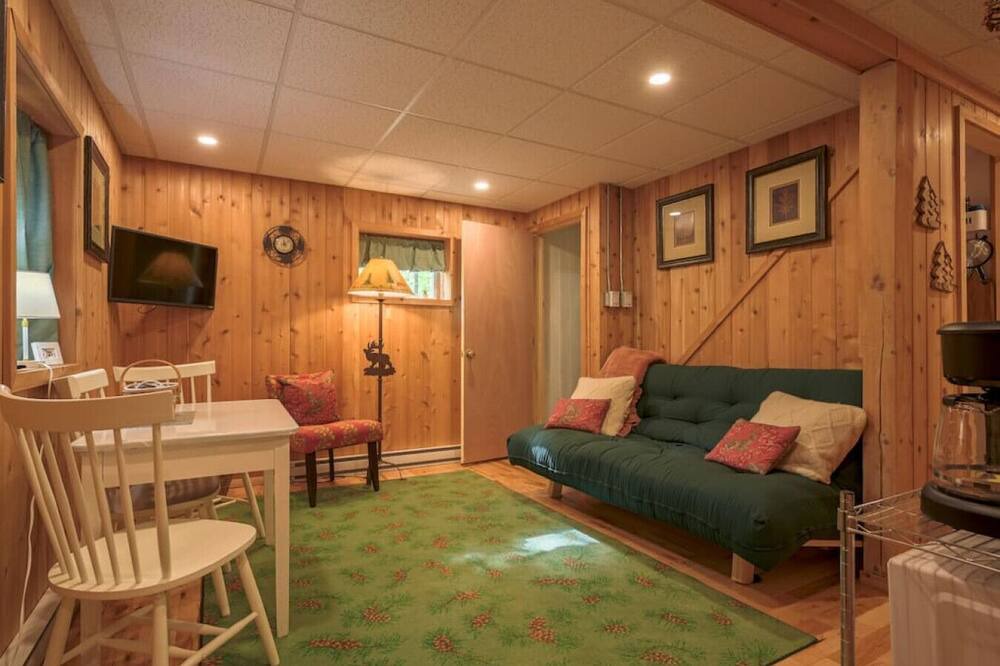 Photo of Others in Jay