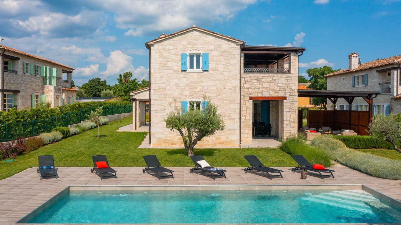 Photo of Outdoor in Mofardini