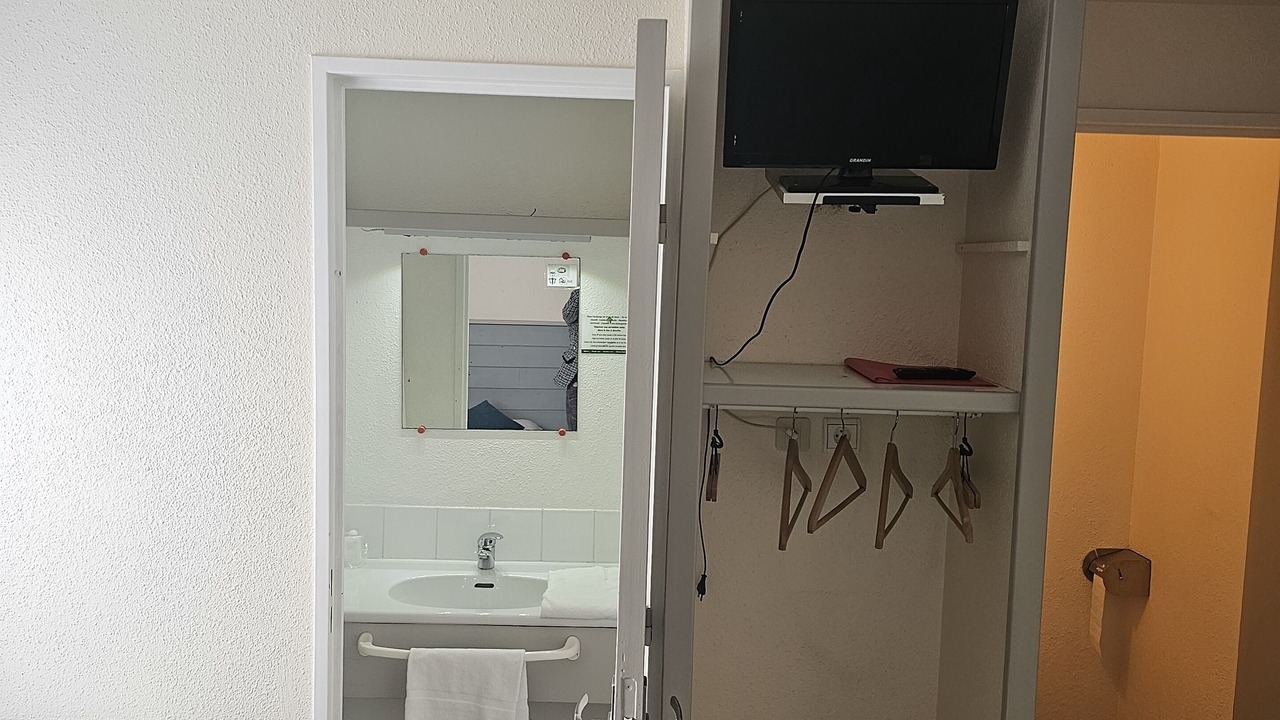 Photo of Bedroom in Graulhet