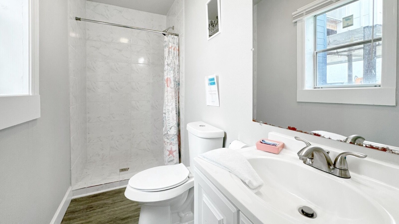 Photo of Bathroom in Port Lavaca