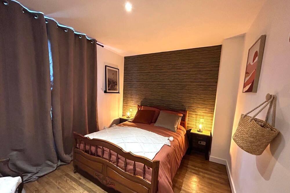 Photo of Bedroom in Vouneuil-sous-Biard