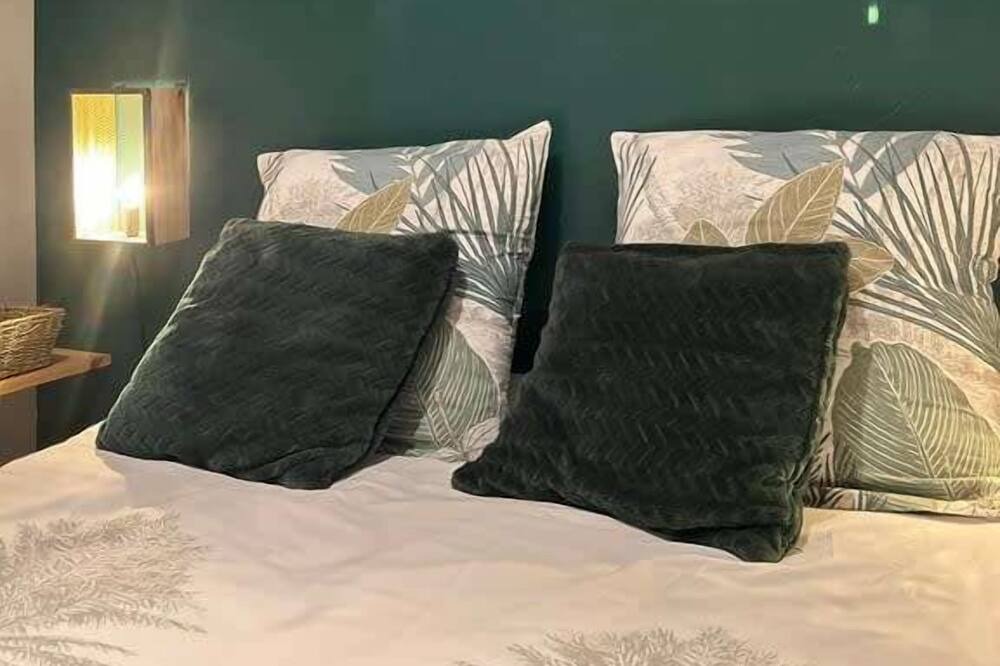 Photo of Bedroom in Vouneuil-sous-Biard