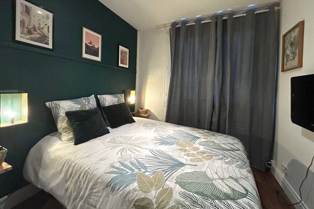 Photo of Bedroom in Vouneuil-sous-Biard