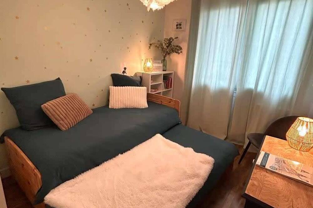 Photo of Bedroom in Vouneuil-sous-Biard