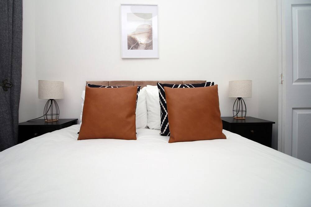 Photo of Bedroom in Penarth