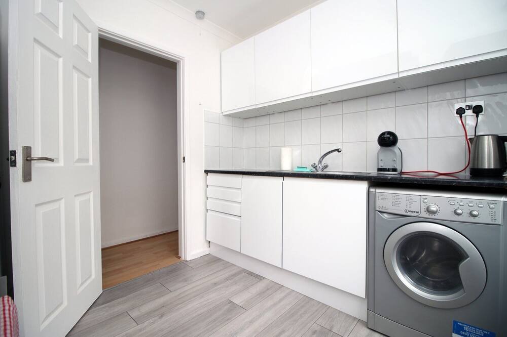 Photo of Kitchen in Penarth