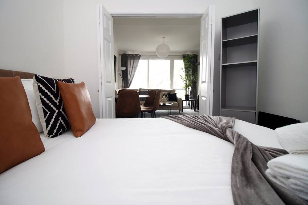 Photo of Bedroom in Penarth