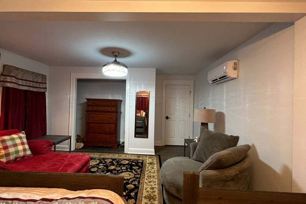 Photo of Bedroom in Weatherford