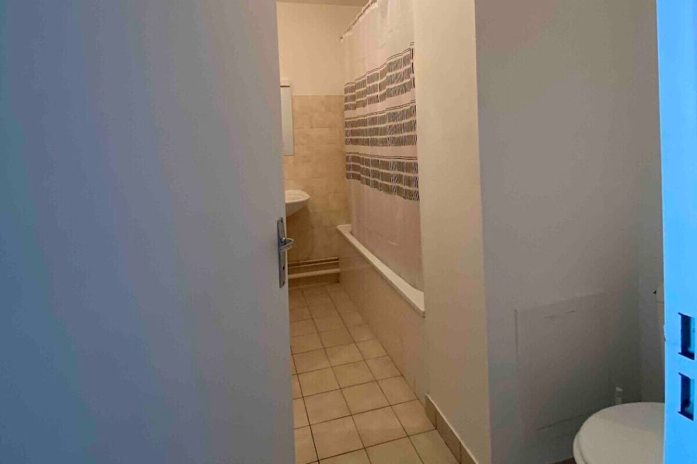 Photo of Bathroom in Saint-Serge