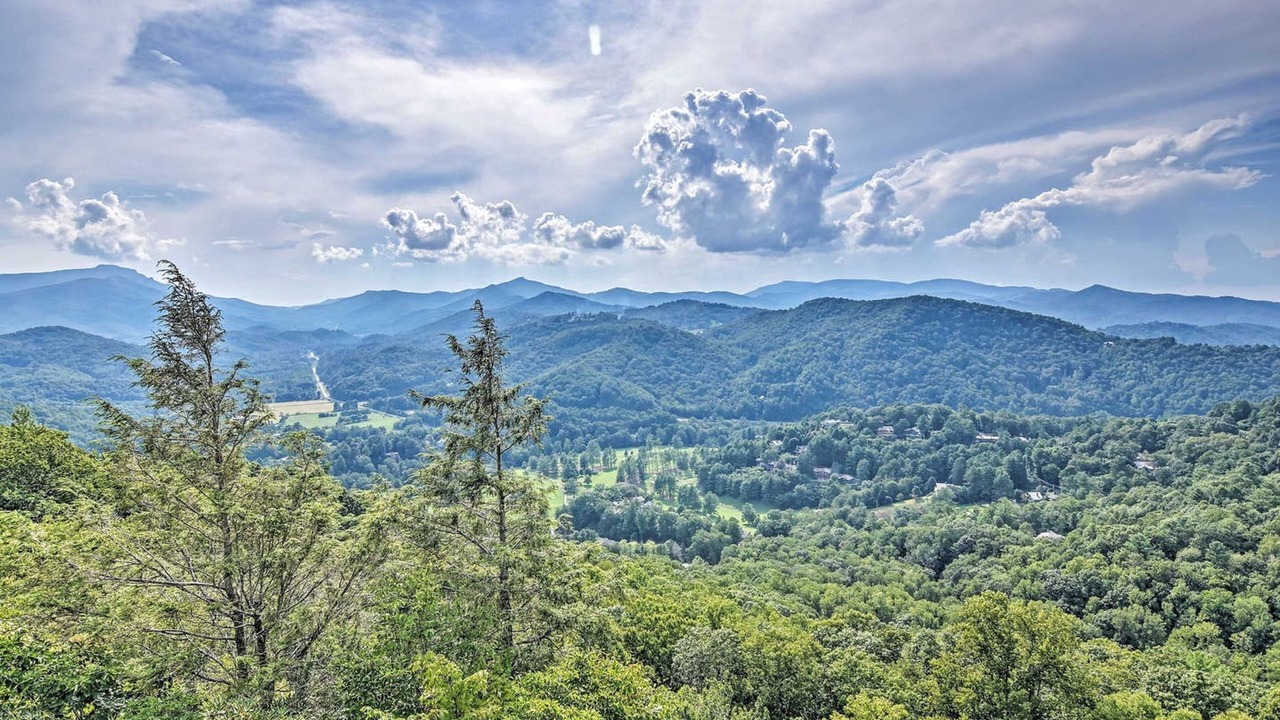Photo of Others in Boone