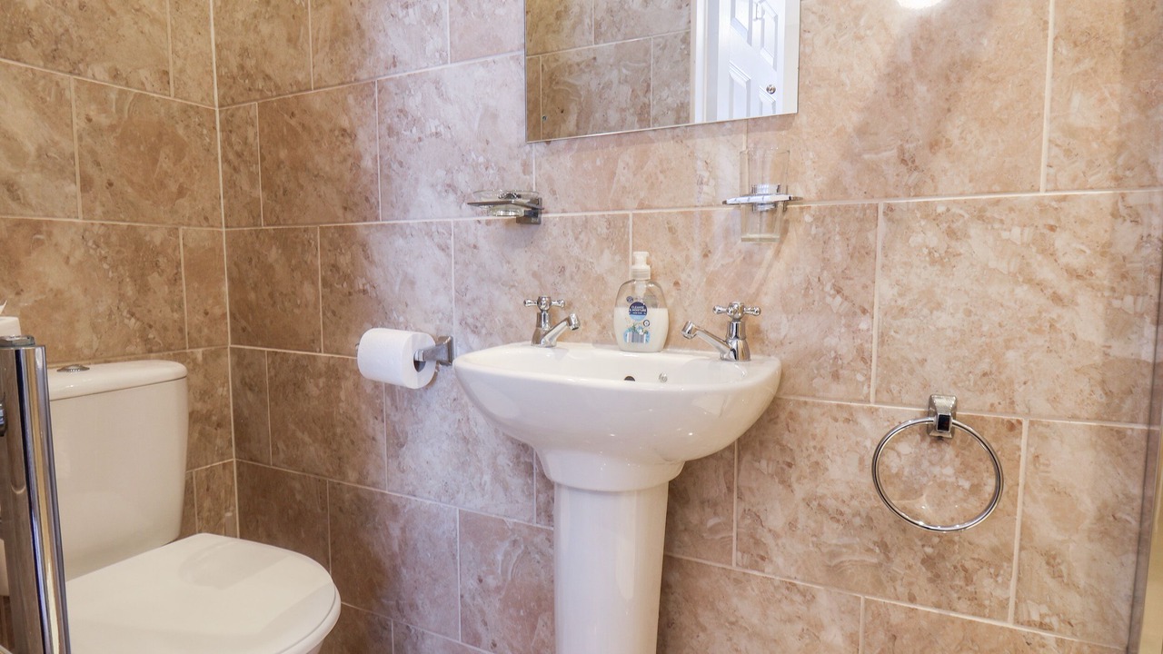 Photo of Bathroom in Reighton