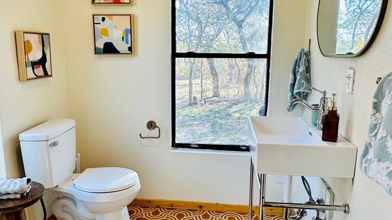 Photo of Bathroom in San Marcos