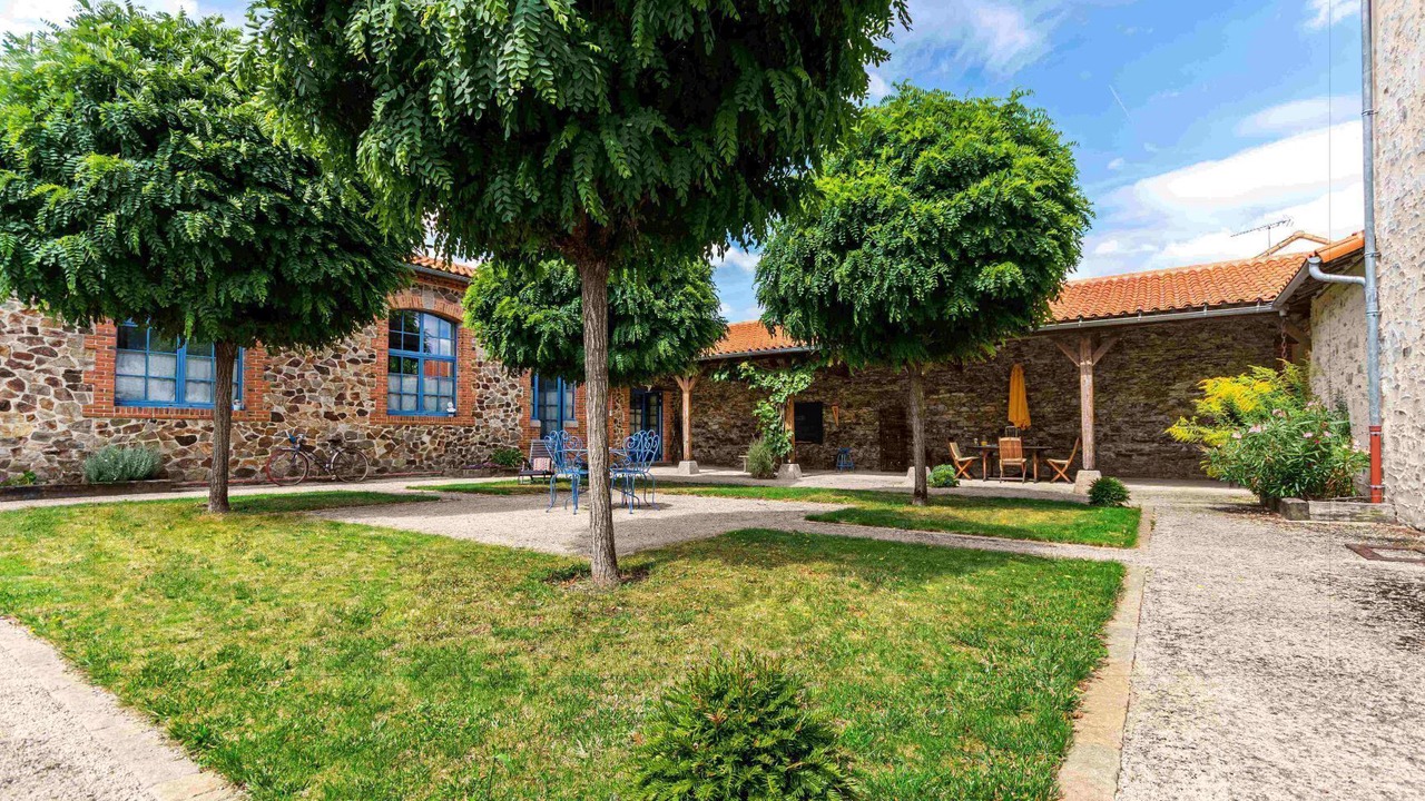 Photo of Outdoor in Bouffere