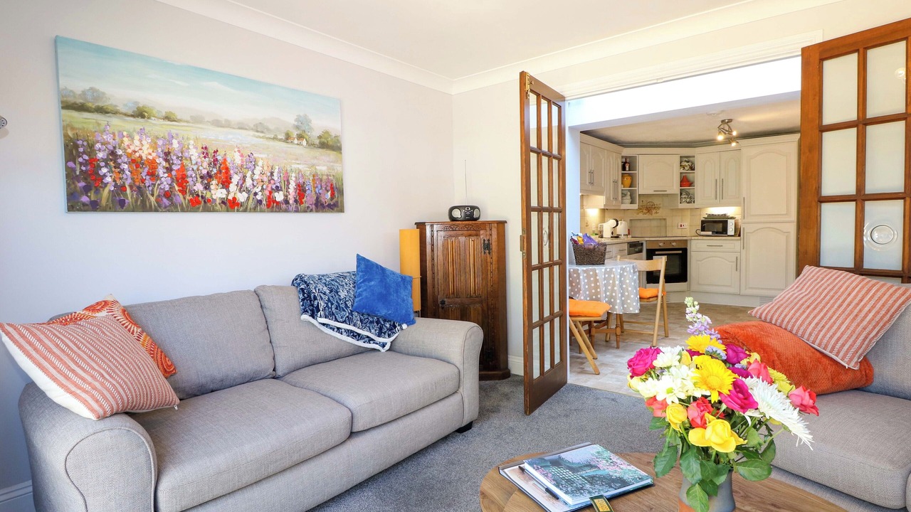 Photo of Livingroom in Hailsham