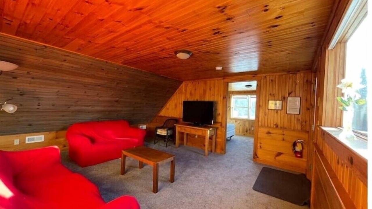 Photo of Livingroom in Walpole