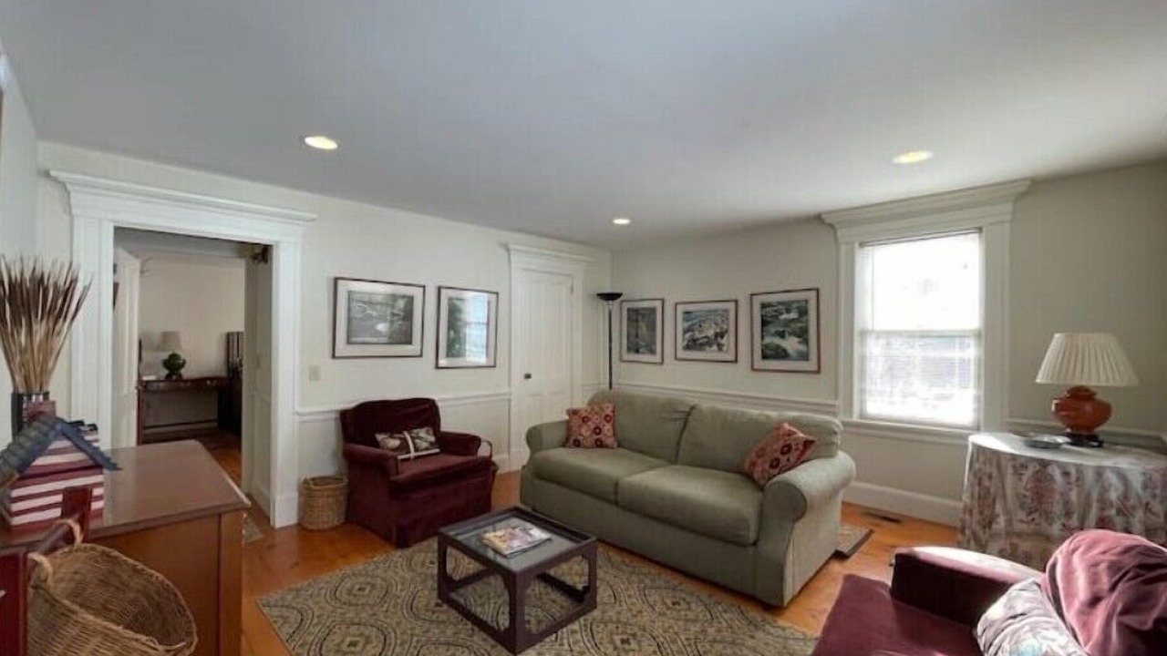 Photo of Livingroom in Walpole