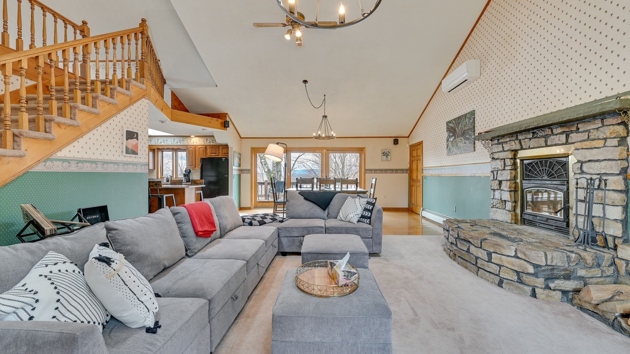 Photo of Others in Bennington