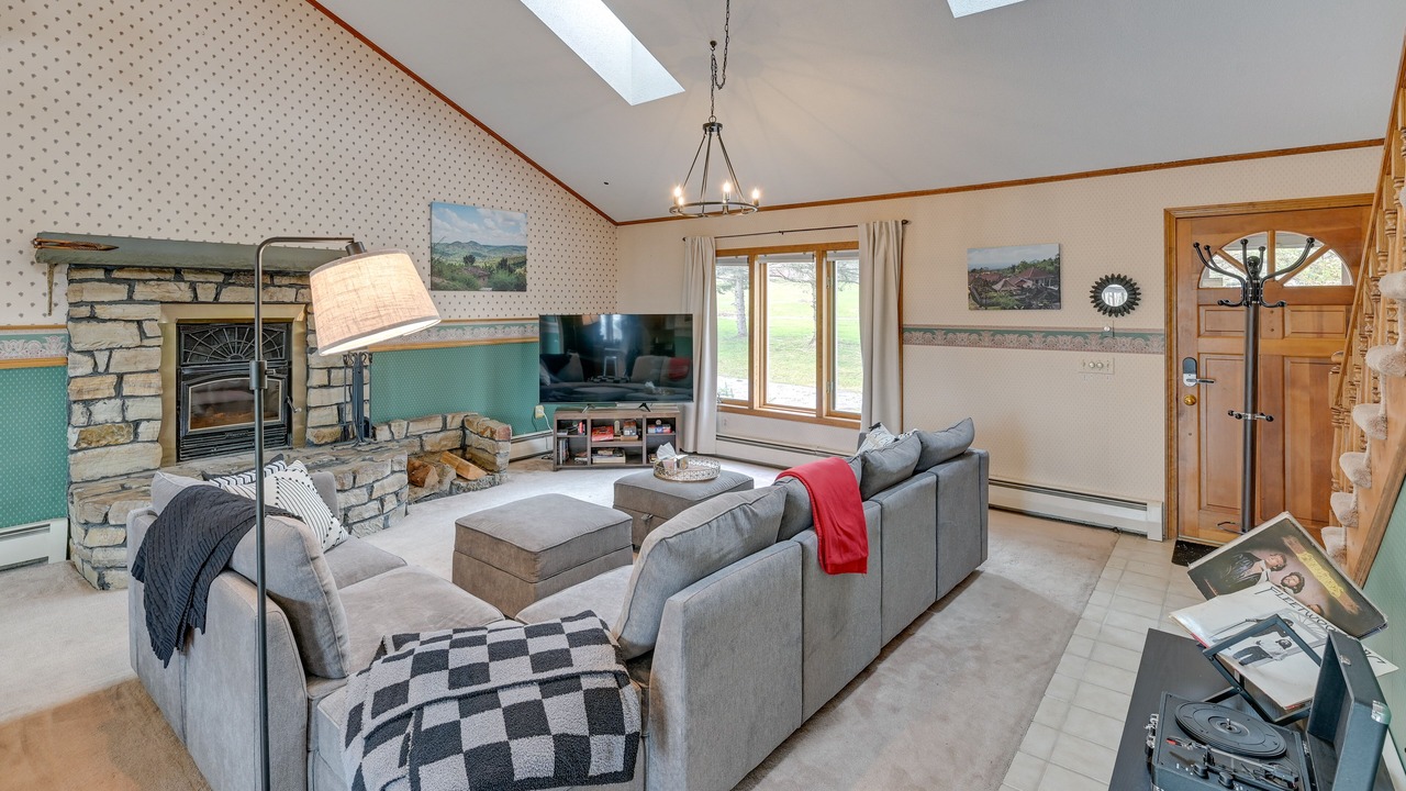 Photo of Others in Bennington