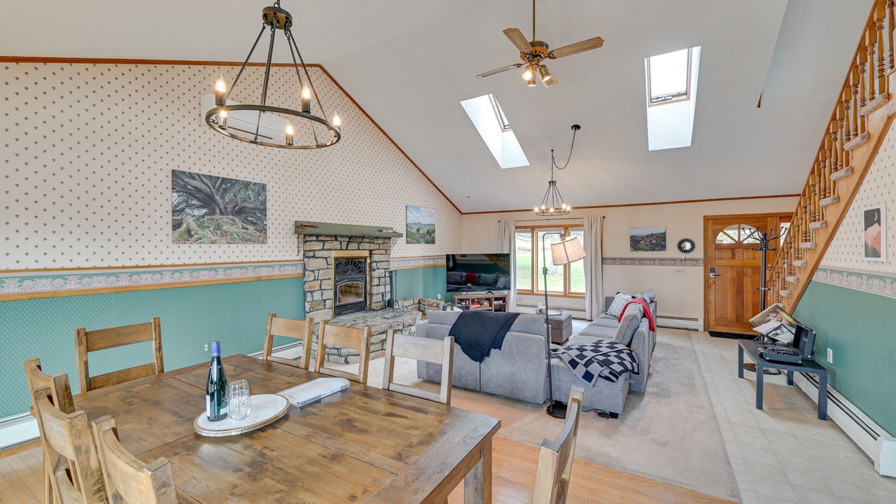 Photo of Others in Bennington