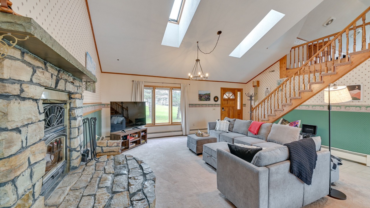 Photo of Others in Bennington