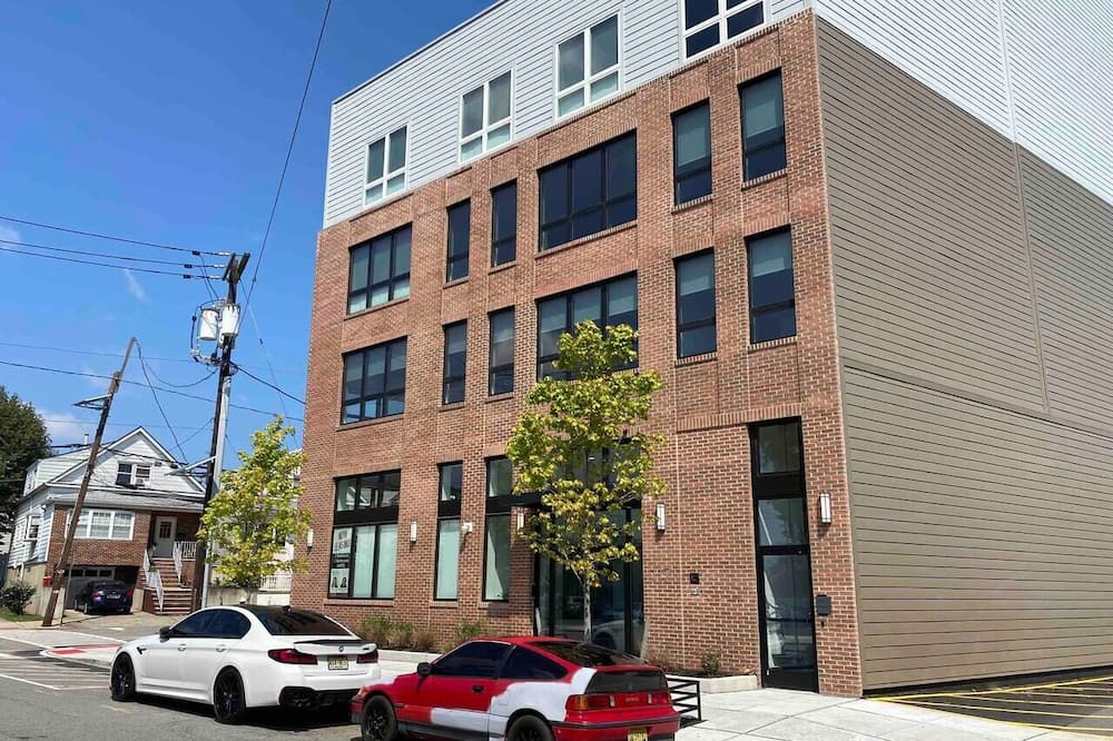 Photo of Others in Constable Hook