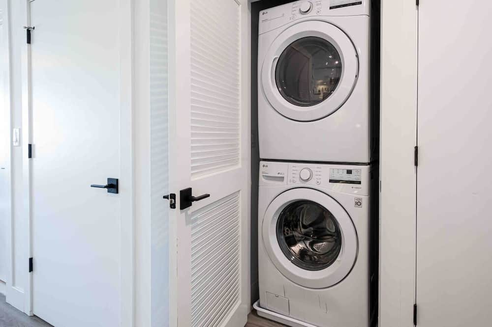 Photo of Others in Constable Hook