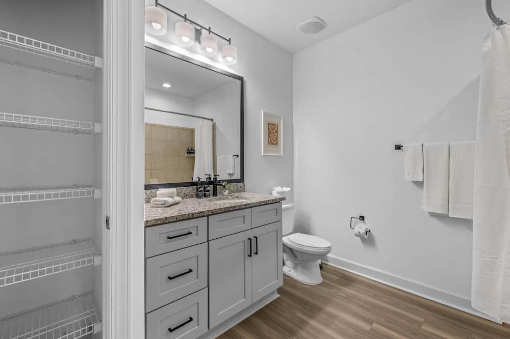 Photo of Others in North Druid Hills