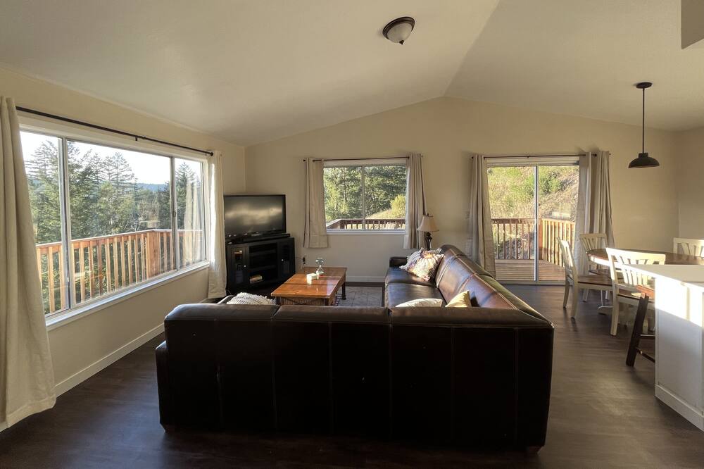 Photo of Others in Willits