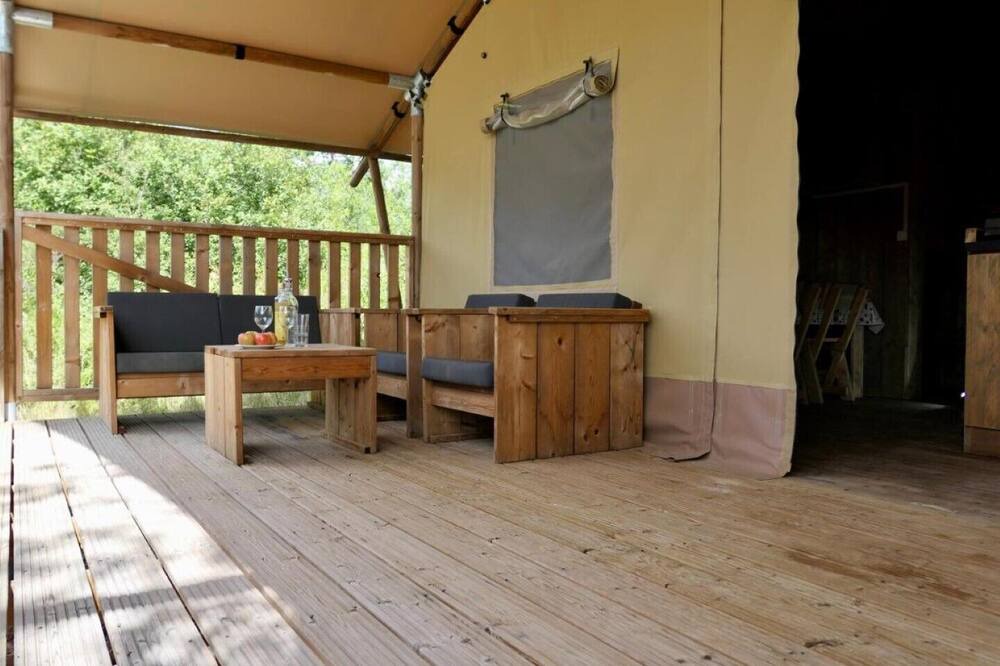 Photo of Patio Balcony in Revest-du-Bion